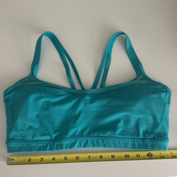 Size 10 Lululemon sports bra - Picture 1 of 6